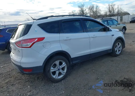 2015 Ford Escape Se z USA, uszkodzony, nr VIN 1FMCU9GX5FUB07664
